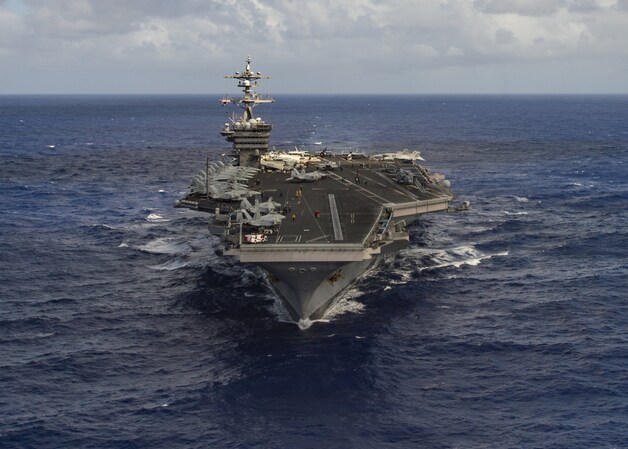 Zaterdag werd aangekondigd dat het vliegdekschip USS Carl Vinson koers heeft gezet naar het Koreaanse schiereiland.