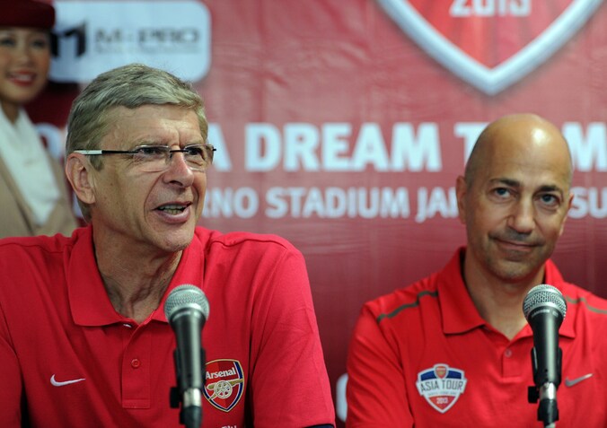 Arsène Wenger en Ivan Gazidis.
