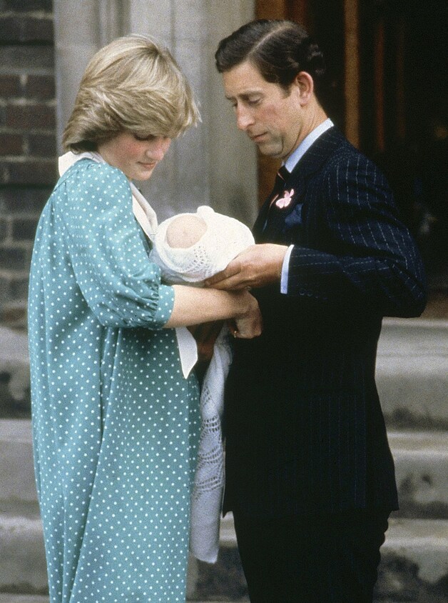 Het eerste dekentje werd ook 'gedragen' door prins William.