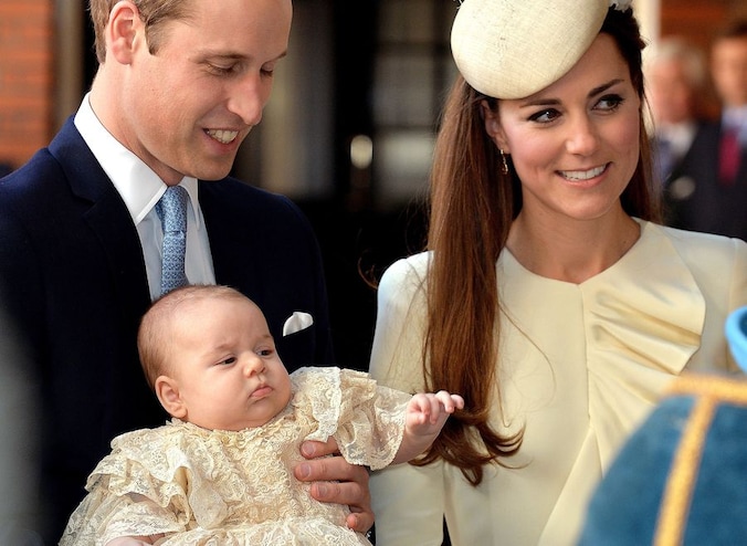 Kroonprins William, prinses Catherine bij de doopplechtigheid van prins George op 23 oktober '13 in Londen.