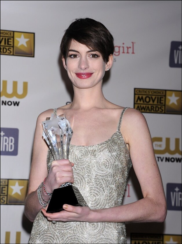Anne Hathaway op de Critics' Choice Awards