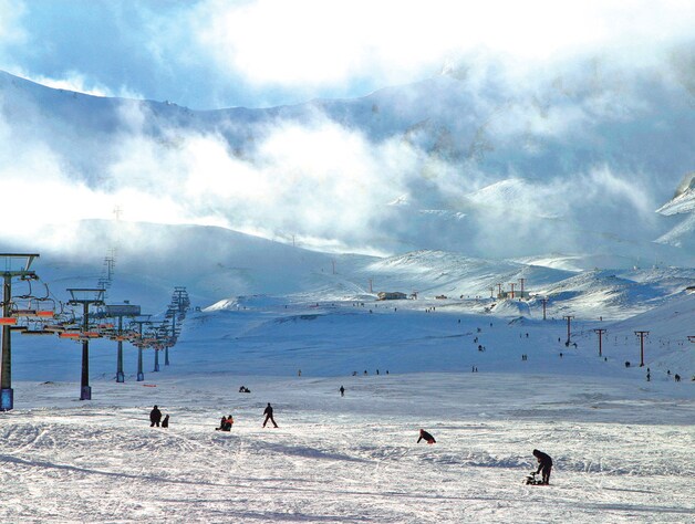 Voor amper 9 euro kan je een hele dag skiën in het wintersport-gebied van Erciyes.