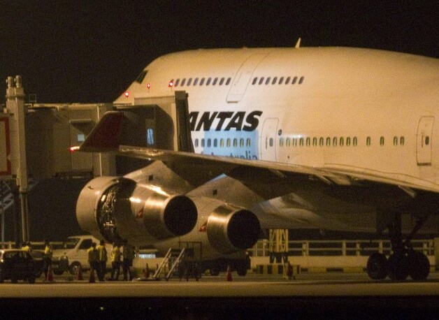 Een Boeing 747 moest terugkeren naar Singapore.
