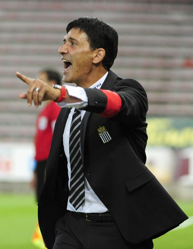 Charleroi-trainer Felice Mazzu vorige week tegen Waasland-Beveren