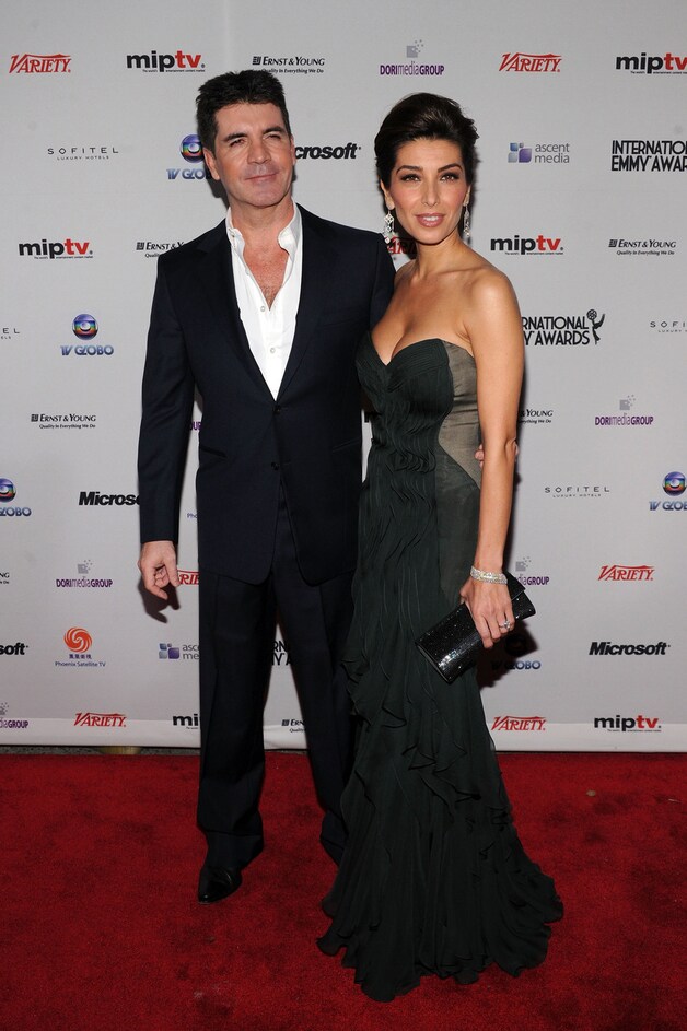 Cowell was drie jaar geleden verloofd met Mezhgan Hussainy.