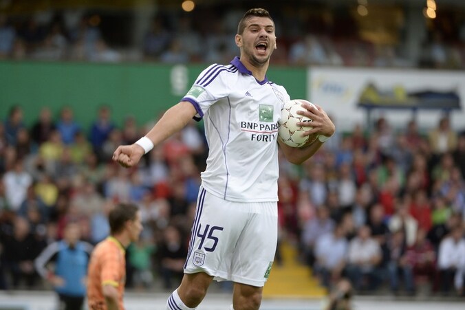 Kapitein en puntenkanon Aleksandar Mitrovic