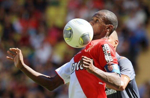 Abidal is nu kapitein bij Monaco