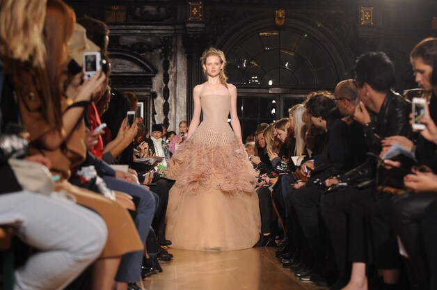 Organza bij Erdem
