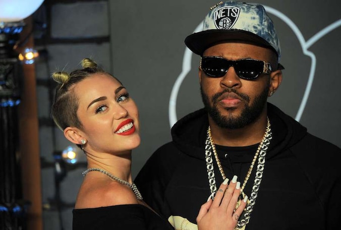 Miley Cyrus en Mike WiLL op de VMA's.