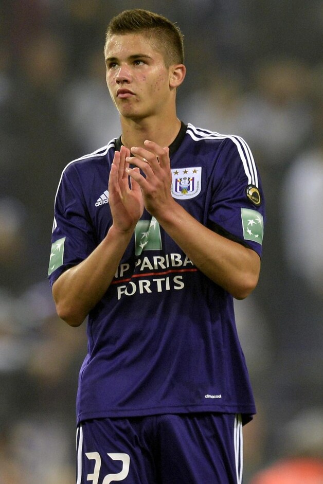 Leander Dendoncker werd het hof gemaakt door Club Brugge
