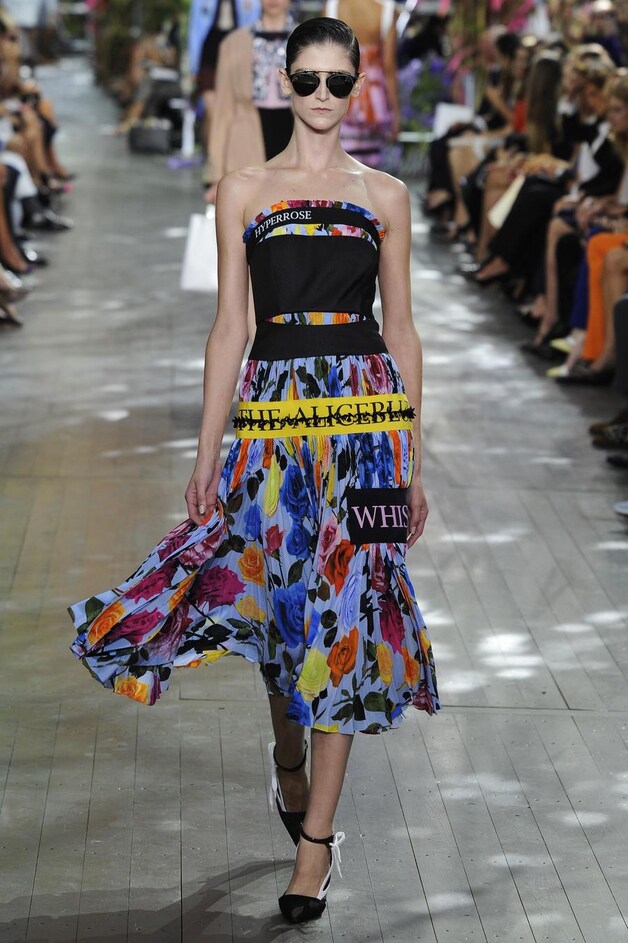 Een ontwerp van Raf Simons voor Dior.
