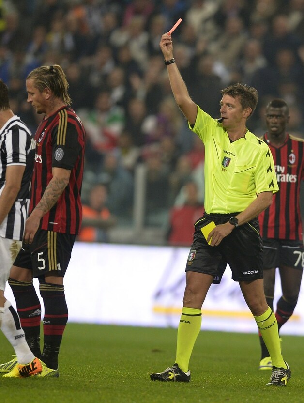 Philippe Mexès liet zich uitsluiten.