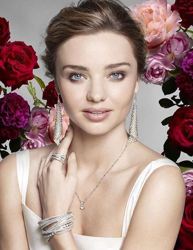 Miranda Kerr in de nieuwe reclame van Swarovski.