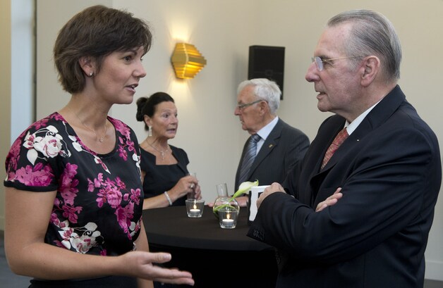 Dominique Monami, hier naast Jacques Rogge.
