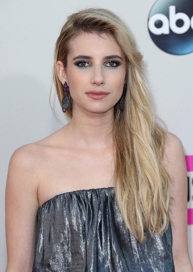 Emma Roberts gaat voor eenvoudig maar volumineus.