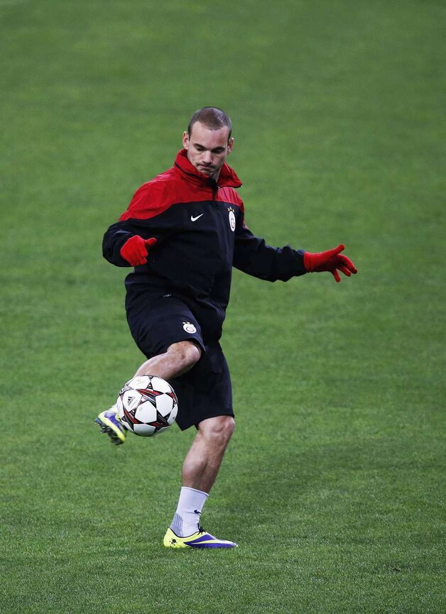 Wesley Sneijder.