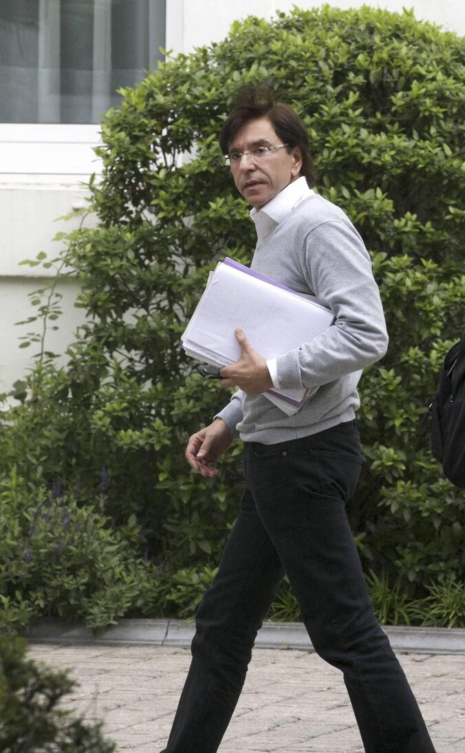 Elio Di Rupo (PS) zou een compromisvoorstel hebben uitgewerkt, maar weigert de nota te herschrijven.