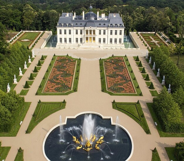 Vele verwachten dat het feest van Kim en Kanye zal doorgaan in het kasteel van Louis XIV.