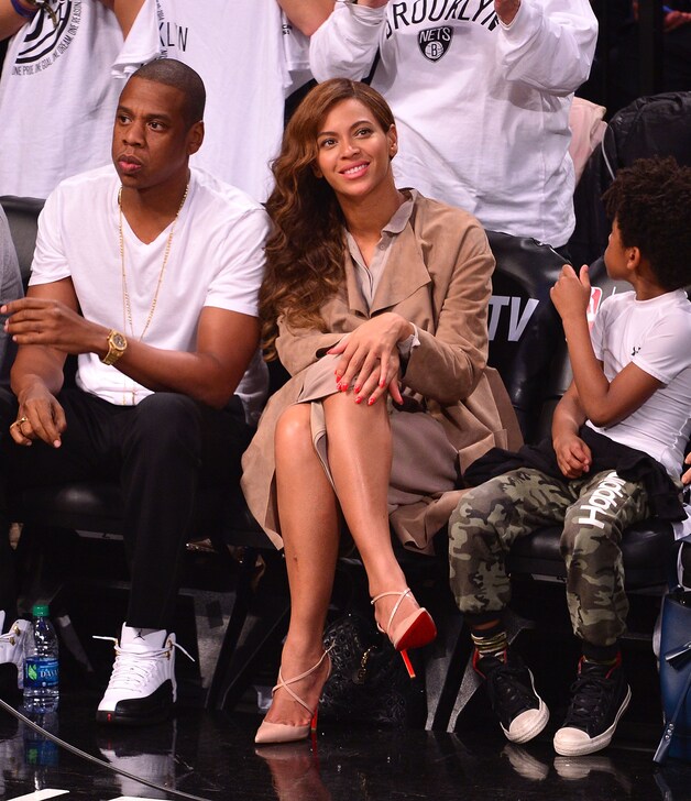 Jay-Z en Beyoncé na de aanval, er is duidelijk niets aan de hand tussen de twee.