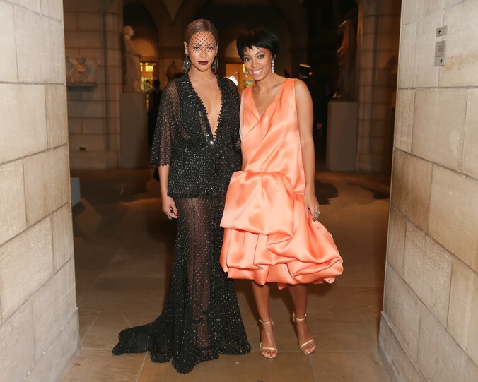 Zussen Beyoncé en Solange.