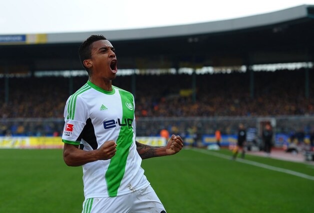 Luiz Gustavo.