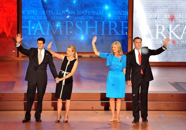 Paul en Janna Ryan met Ann en Mitt Romney.