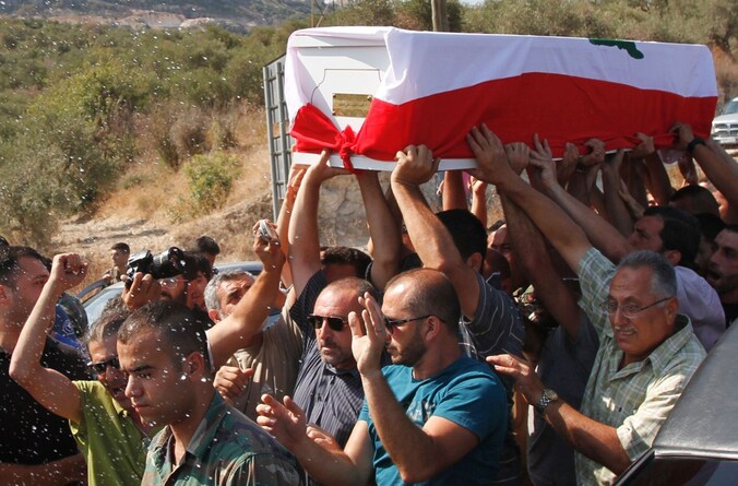 De begrafenis van de Libanese soldaat Ali Said die door IS is onthoofd.