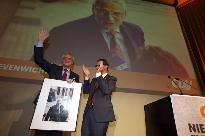 Boegbeeld Kris Peeters en voorzitter Wouter Beke.