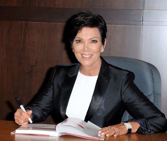 Kris Jenner bij een signeersessie voor haar boek 'In The Kitchen With Kris'.