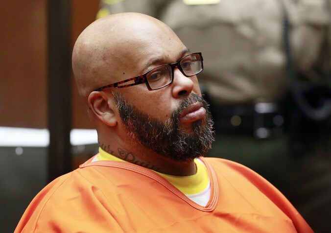 Suge Knight in de rechtszaal in Los Angeles.