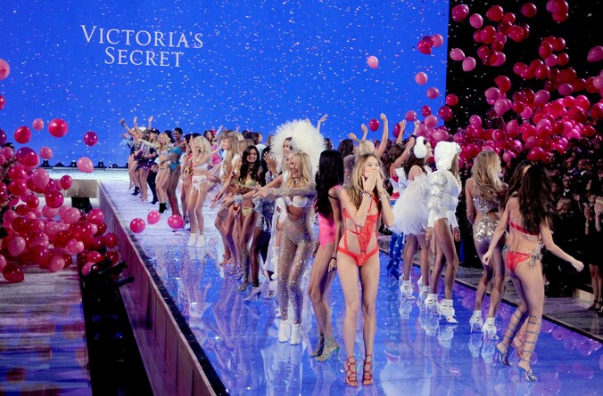 De finale van de Victoria's Secret-show 2015.