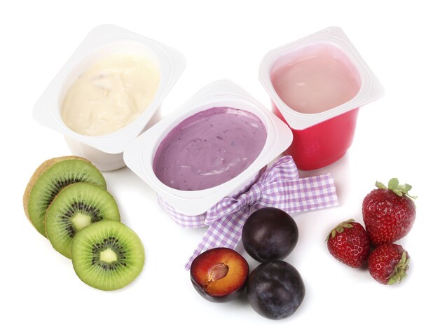 Fruityoghurt bevat vaak helemaal geen fruit, maar enkel kunstmatige fruitaroma's.