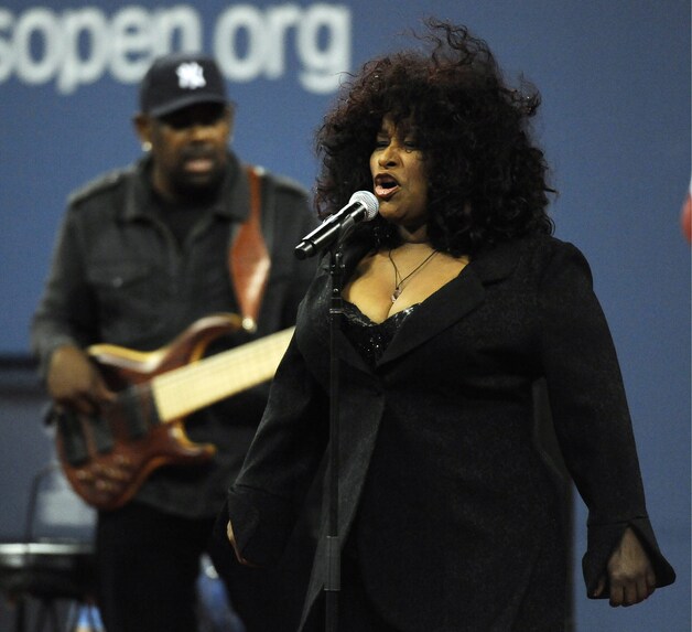 Ook de koningin van de soul zal op de Grammy's Whitney eren.