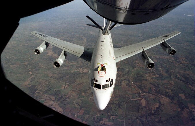 Het vliegtuig haalt monsters uit de atmosfeer waarmee nucleaire explosies kunnen worden gedetecteerd. De vlucht van vandaag is De vlucht van vandaag is bedoeld om uit te zoeken of het regime in Pyongyang een nieuwe kernproef heeft laten uitvoeren.