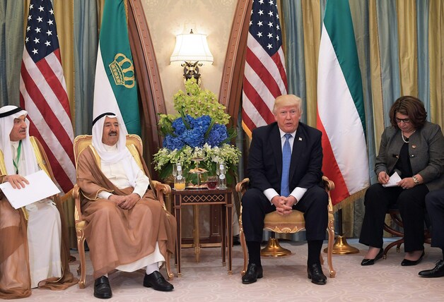 Donald Trump en de emir van Koeweit al-Ahmad al-Jaber al-Sabah.