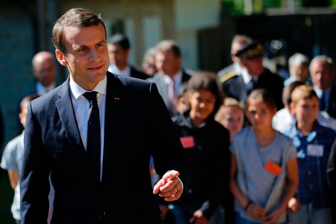 De peilingen voorspellen bij de twee stemrondes een ruime absolute meerderheid in het parlement voor la République en Marché van president Emmanuel Macron.