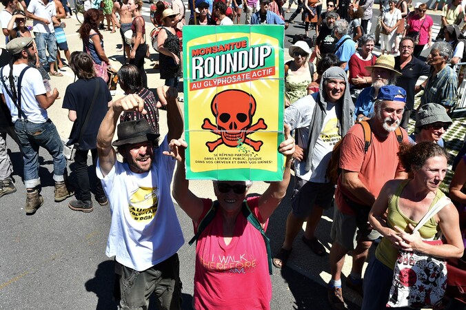Een demonstratie tegen Roundup in Frankrijk.