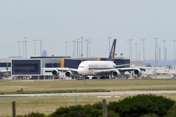 Het koppel kwam terug van de luchthaven van Melbourne.