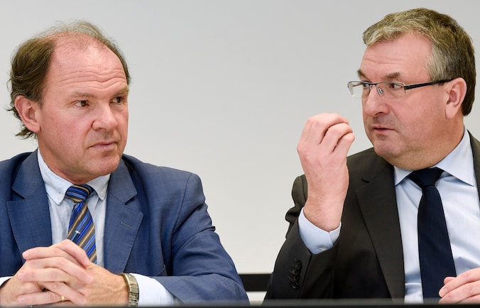 Philippe Muyters en Pierre-Yves Jeholet.