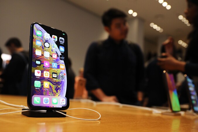 De nieuwe iPhone XS. Iemand die het toestel vandaag koopt, is nog minstens vijf jaar zeker dat het de recentste versie van besturingssysteem iOS zal kunnen draaien.

