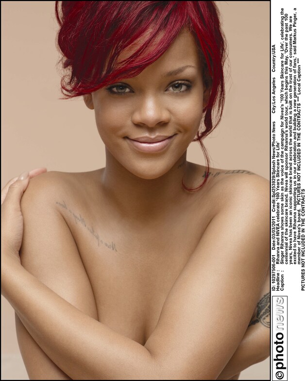 Zo pronkte Rihanna op enkele Nivea-producten.