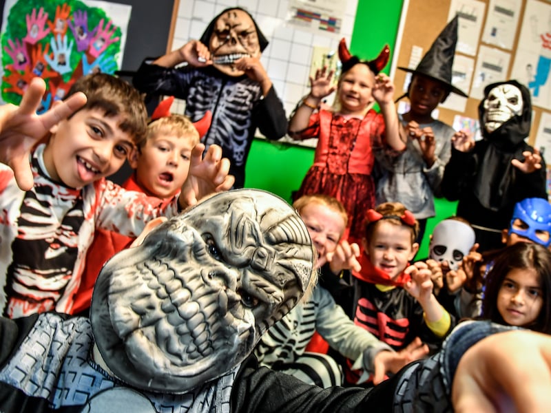 Halloweenfeest tovert CO Nova op het Kiel om tot griezelig dorp