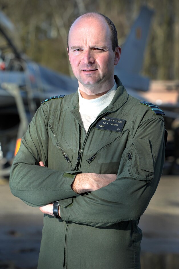 Generaal-majoor Vansina.