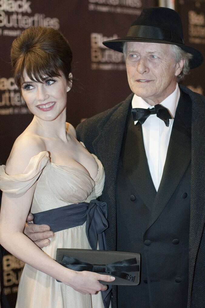 Carice van Houten en Rutger Hauer op de première van de Engelstalige speelfilm Black Butterflies