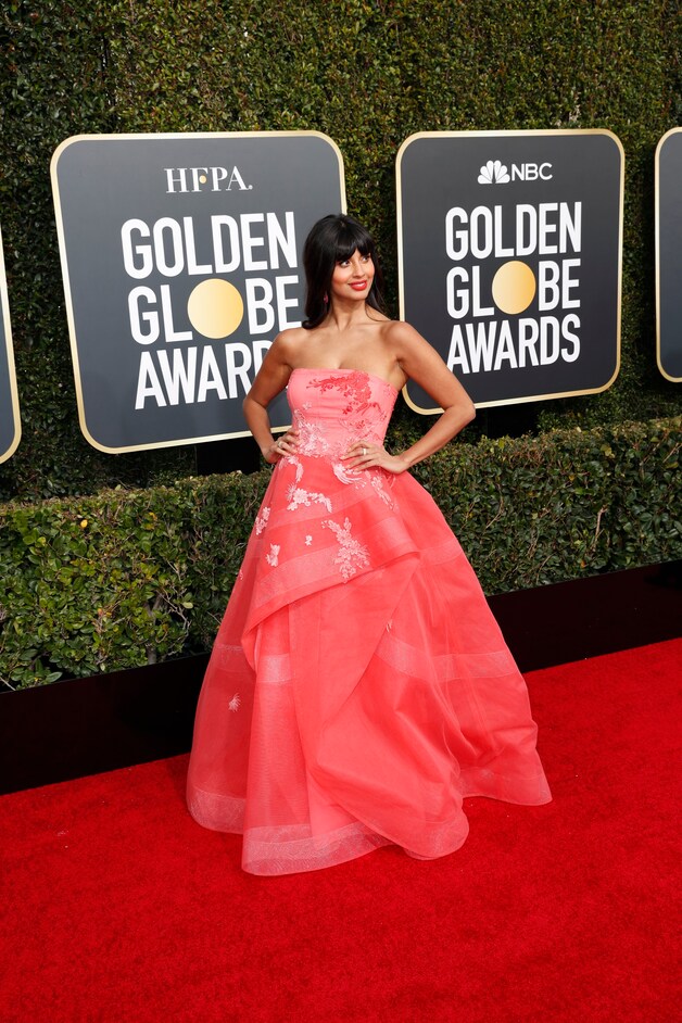Actrice Jameela Jamil ging voor roze. Ze is bekend van de reeks ‘The Good Place’. 