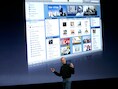 Wijlen Steve Jobs stelt hier de nieuwe iTunes voor, nog steeds het programma waarmee de meeste liedjes verkocht worden.