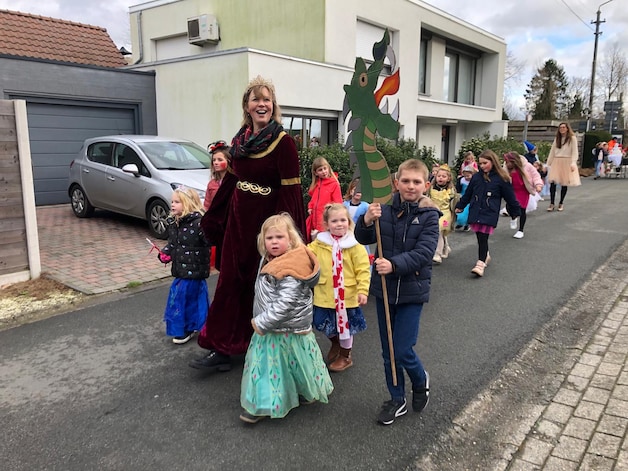 Carnaval bij basisschool De Kleine Prins in Kluizen.
