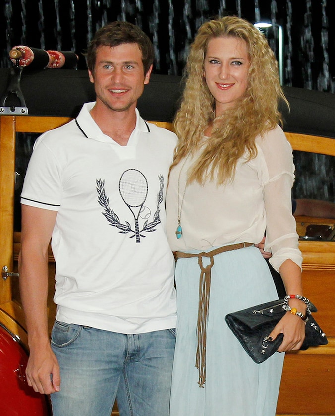 Bubka poseert met vriendin Azarenka in 2012.