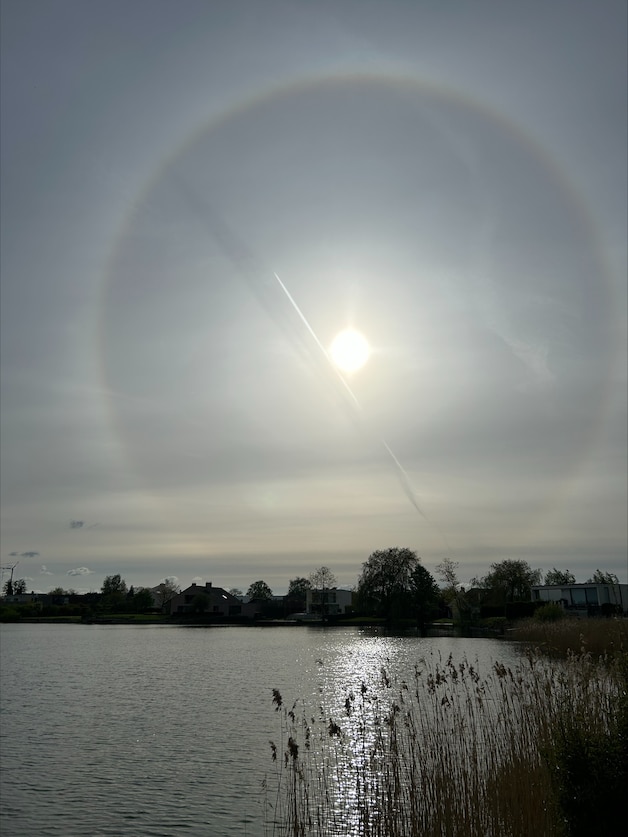 De halo te zien vanuit O'Douce in Eke.