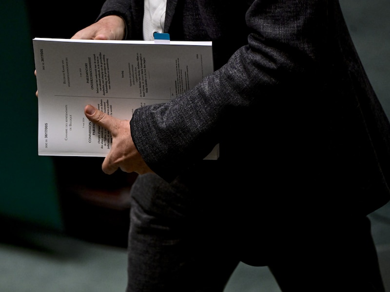 Parlementaire onderzoekscommissie stapt naar gerecht met mogelijke feiten van seksueel geweld “die misschien vandaag nog aan de gang zijn”